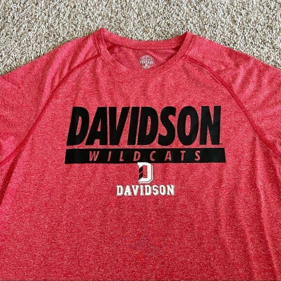 Davidson Wildcats Tshirt  - Picture 2 of 4